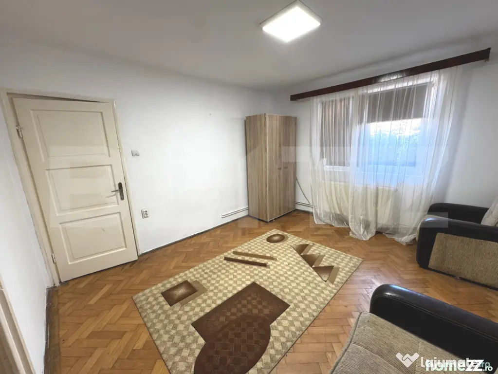 Apartament in bloc tip vila, parter, 50 mp, mobilat utilat -