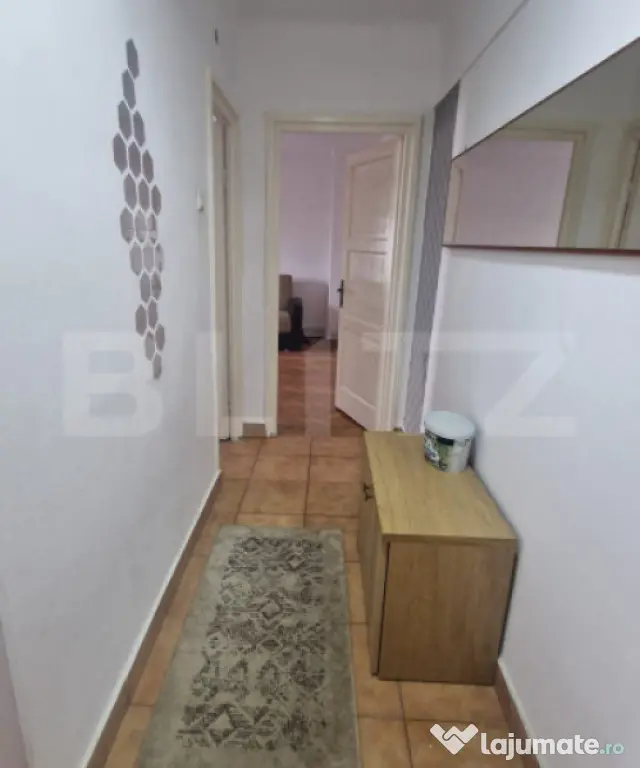 Apartament in bloc tip vila, parter, 50 mp mobilat utilat Sa