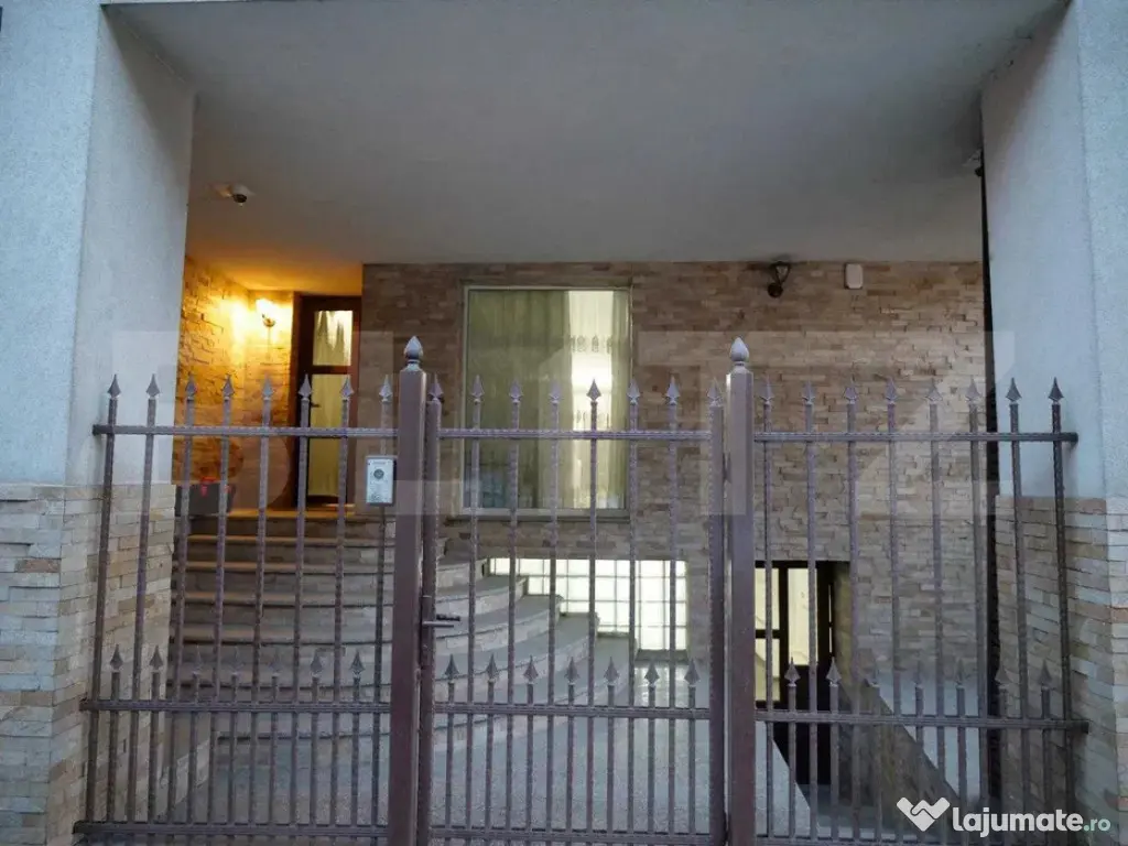 Casa 6 camere, 257 mp, Sf. Ilie, Suceava