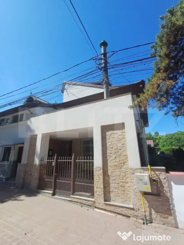 Casa 6 camere, 257 mp, Sf. Ilie, Suceava