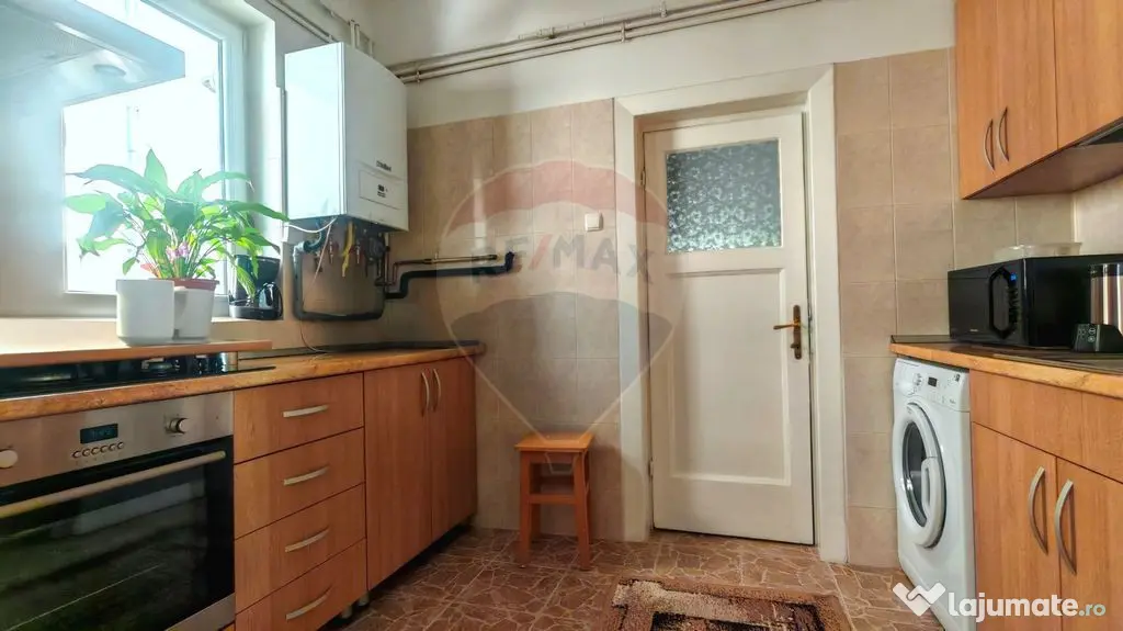 Domenii – Apartament ideal pentru birouri și activită...