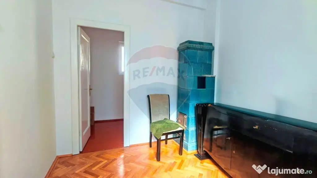 Domenii – Apartament ideal pentru birouri și activită...