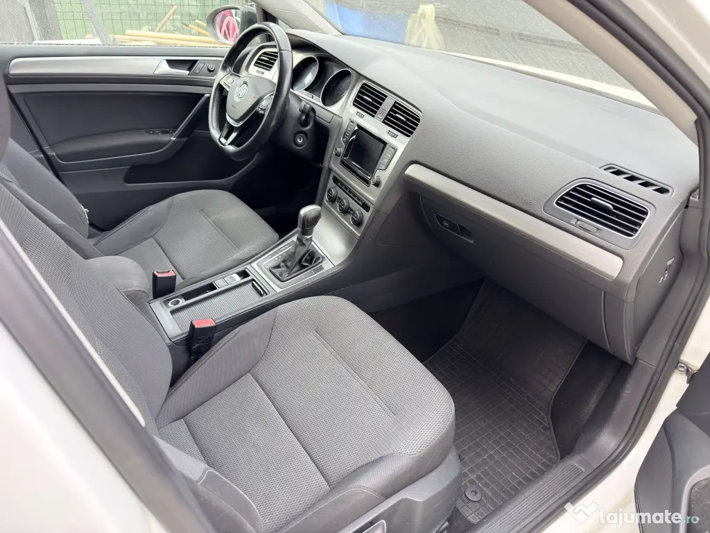 Volkswagen Golf 7, break, 2015 DSG - Motor 2.0 TDI, bine intretinut