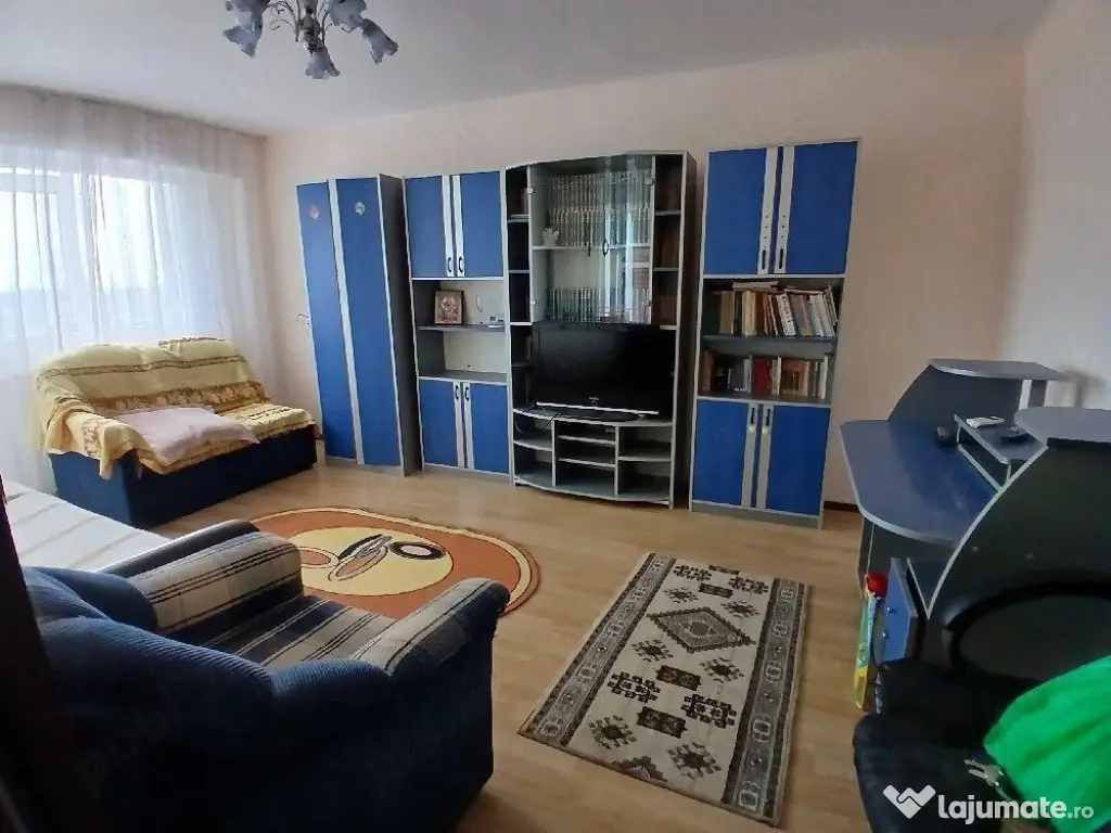 De inchiriat apartament 2 camere Mazepa 2, et. 9, 350 euro