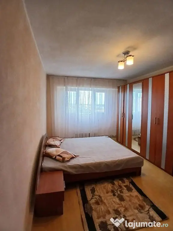 De inchiriat apartament 2 camere Mazepa 2, et. 9, 350 euro