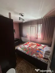 Apartament 4 camere de vanzare, in zona Poarta 6 
