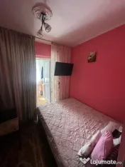 Apartament 4 camere de vanzare, in zona Poarta 6 