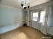 Ap. de vânzare 2 cam. decomandate Moinești-Bacău 