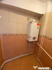Ap. de vânzare 2 cam. decomandate Moinești-Bacău 