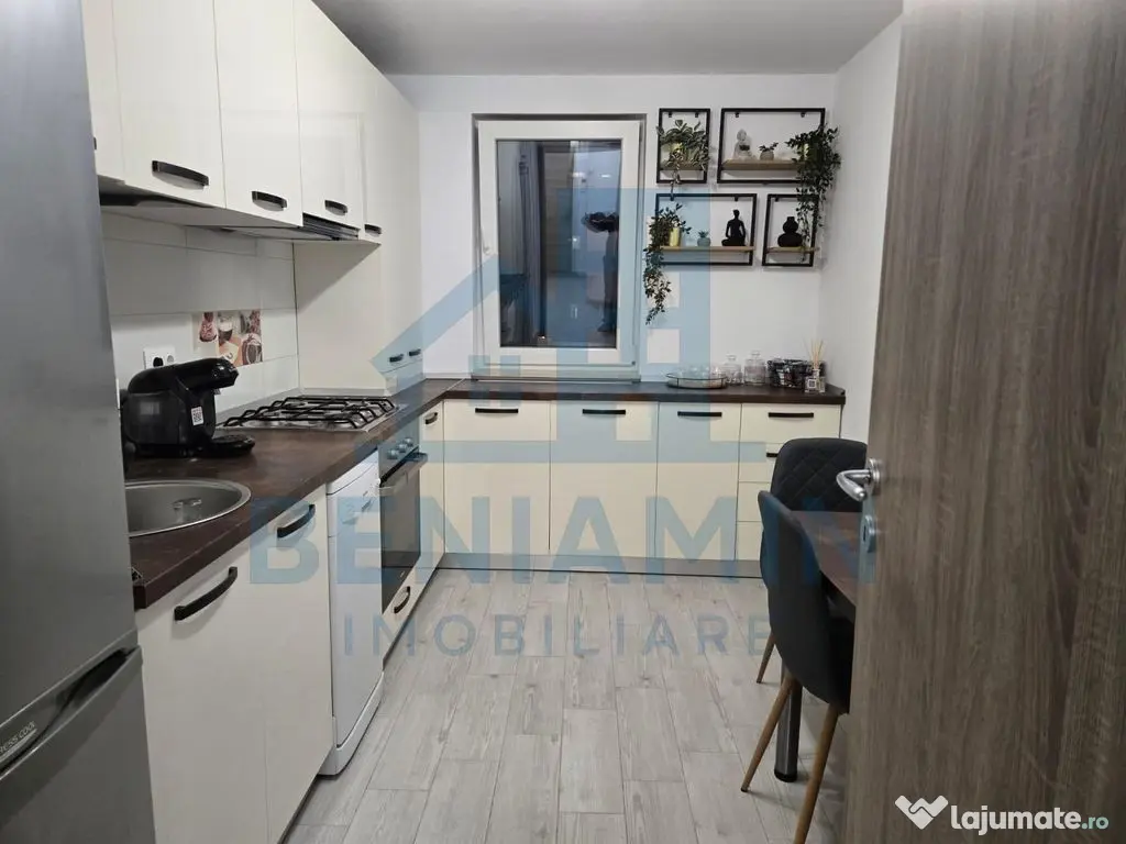 Apartament 2 camere decomandate zona Coresi 2017 70mp