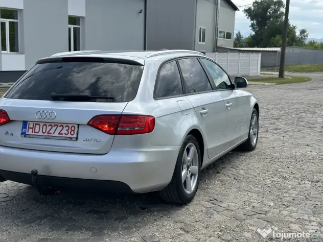 Audi A4*climatronic*2.0 diesel*2 randuri de roti*inmatriculata Ro*af.2009