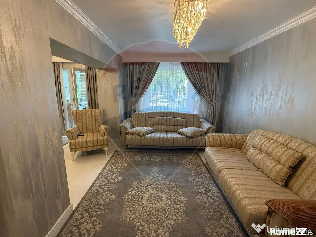 VANZARE Apartament cu 4 camere in zona Dristor