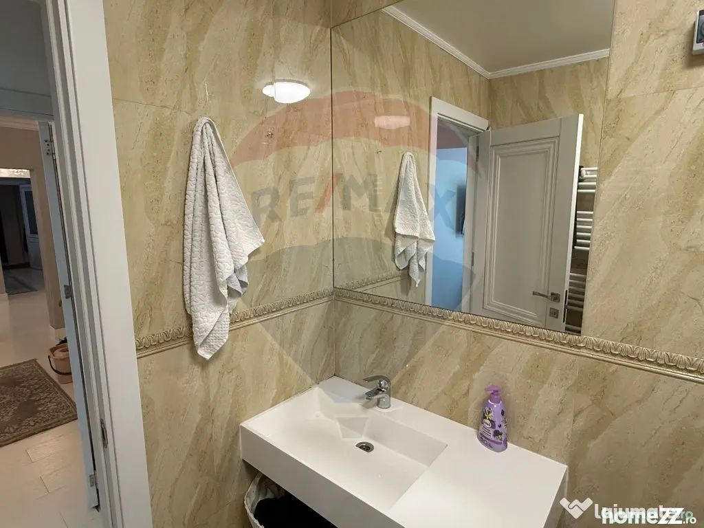 VANZARE Apartament cu 4 camere in zona Dristor