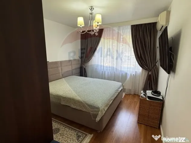 VANZARE Apartament cu 4 camere in zona Dristor