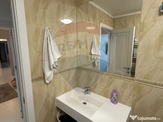 VANZARE Apartament cu 4 camere in zona Dristor