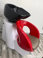 Scafă pentru coafor 