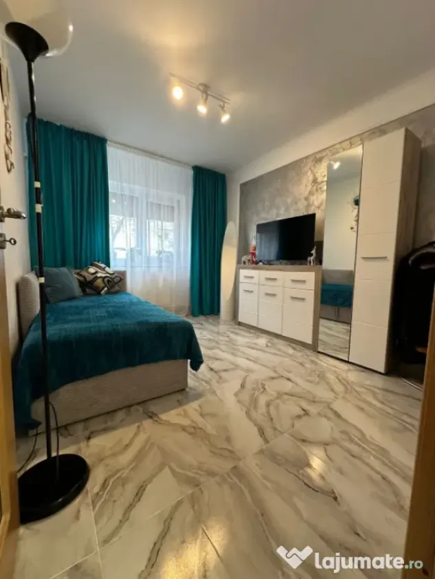 - Apartament 3 camere 72mp, ETAJ 1, Radu Negru.