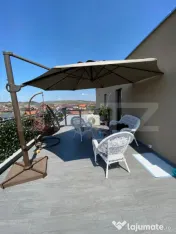 Apartament 3 camere , 74 mp utili + 3 LOCURI DE PARCARE , UN 