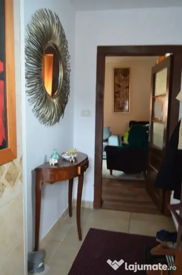 Apartament trei camere in vila situat in Busteni - Busteni (Prahova)