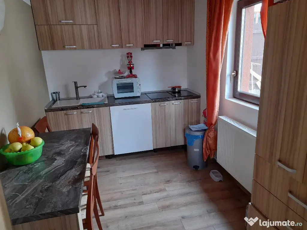 Apartament trei camere in vila situat in Busteni - Busteni (Prahova)