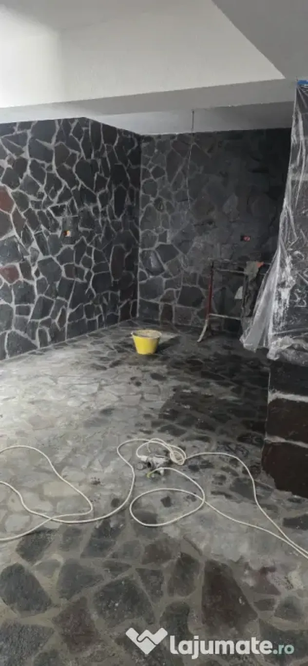 Executăm lucrări de amenajări exterioare și construcții