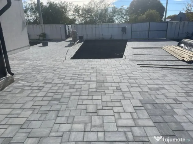 Executăm lucrări de amenajări exterioare și construcții