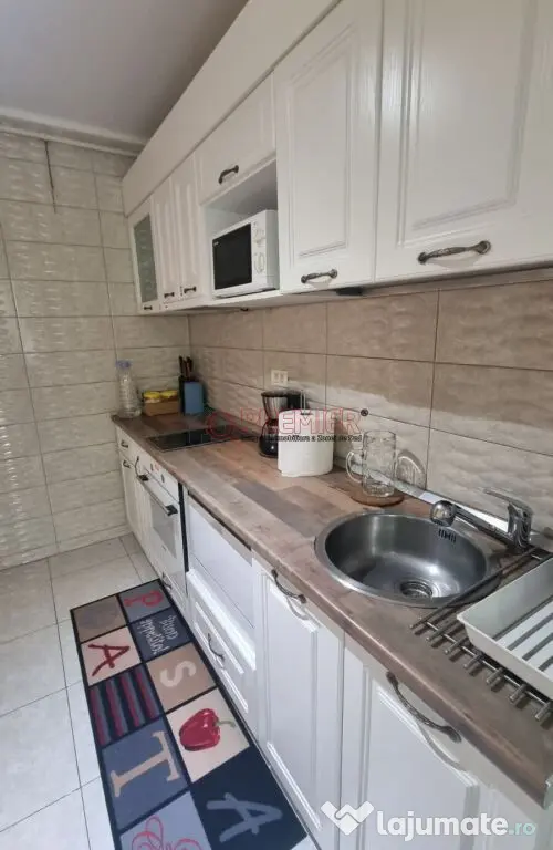 Piata Resita - apartament modern 3 camere