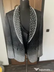 Vând costum ginere 