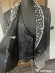 Vând costum ginere 