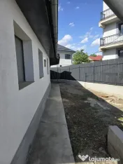 Casă pe parter cu potențial magazie, beci și curent trifa 