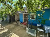 Casa Cocheta, Locuibila imediat, cu Gradina si Curte,1500mp