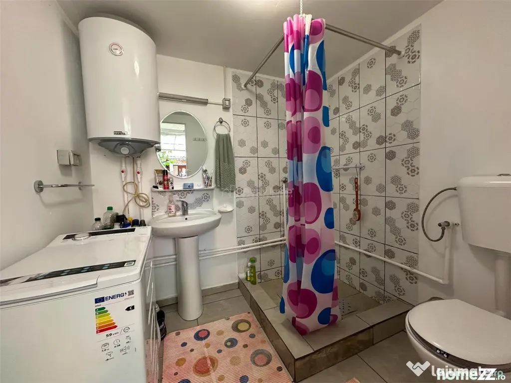 Casa Cocheta, Locuibila imediat, cu Gradina si Curte,1500mp