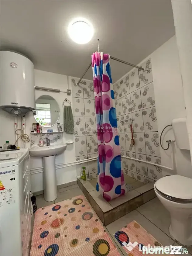 Casa Cocheta, Locuibila imediat, cu Gradina si Curte,1500mp