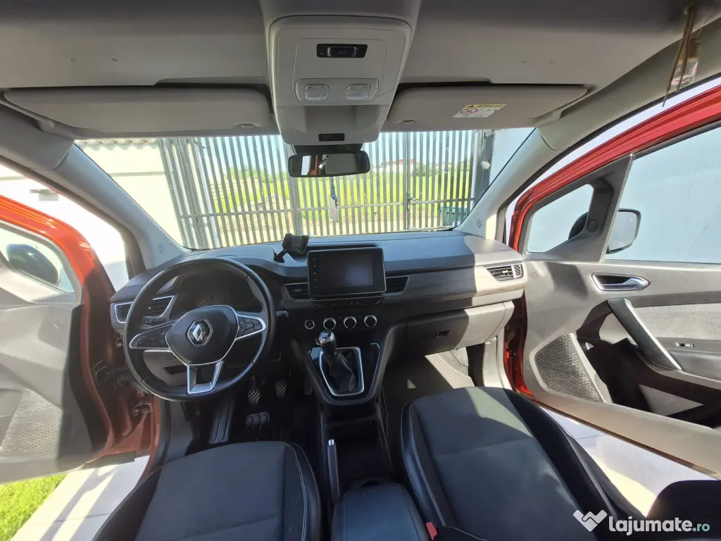 Renault Kangoo Model Nou (2021) - Benzină - Mașină de Familie