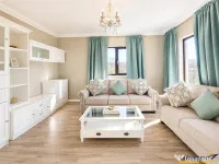 Casa noua Persani, 2022, panorama, design elegant, echipata,