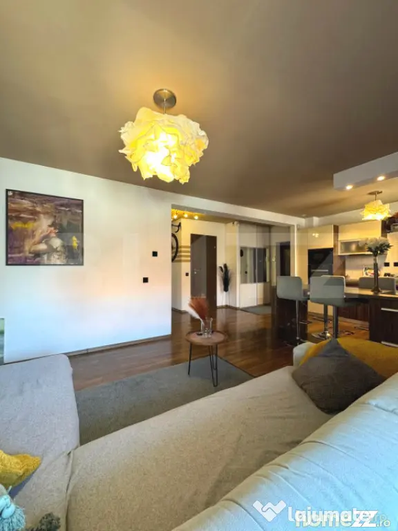 Apartament 3 camere, 77 mp, 2 băi, etaj 1, parcare, Sub Cet - Floresti (Cluj)