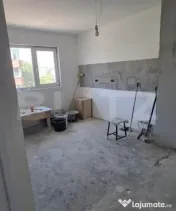 Apartament cu 3 camere, 73 mp, finisat, zona Micro 11