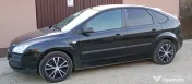 vând Ford focus 