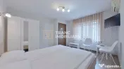Pensiune cu 10 camere + spațiu comercial inclus pe Calea...