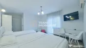Pensiune cu 10 camere + spațiu comercial inclus pe Calea...