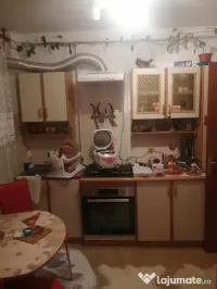 Vând apartament 2 camere Decomandat 