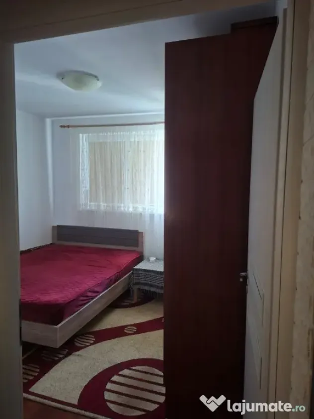 Apartament 3 camere Pantelimon zona liceu Lucian Blaga