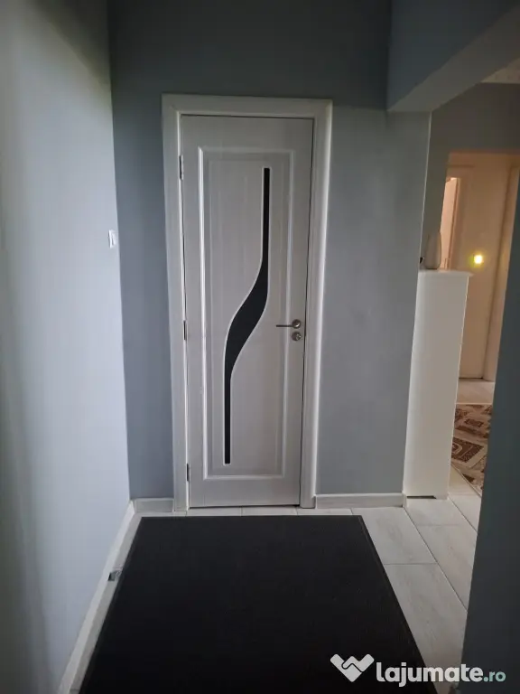 Apartament 3 camere Pantelimon zona liceu Lucian Blaga