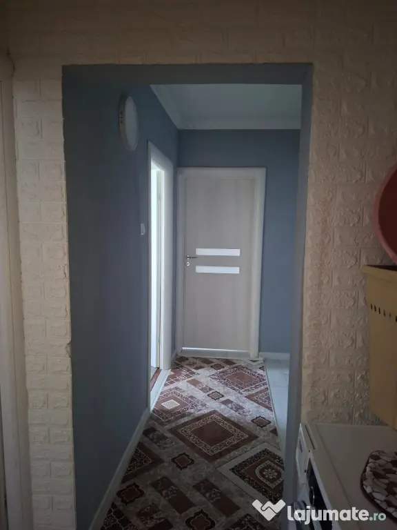 Apartament 3 camere Pantelimon zona liceu Lucian Blaga