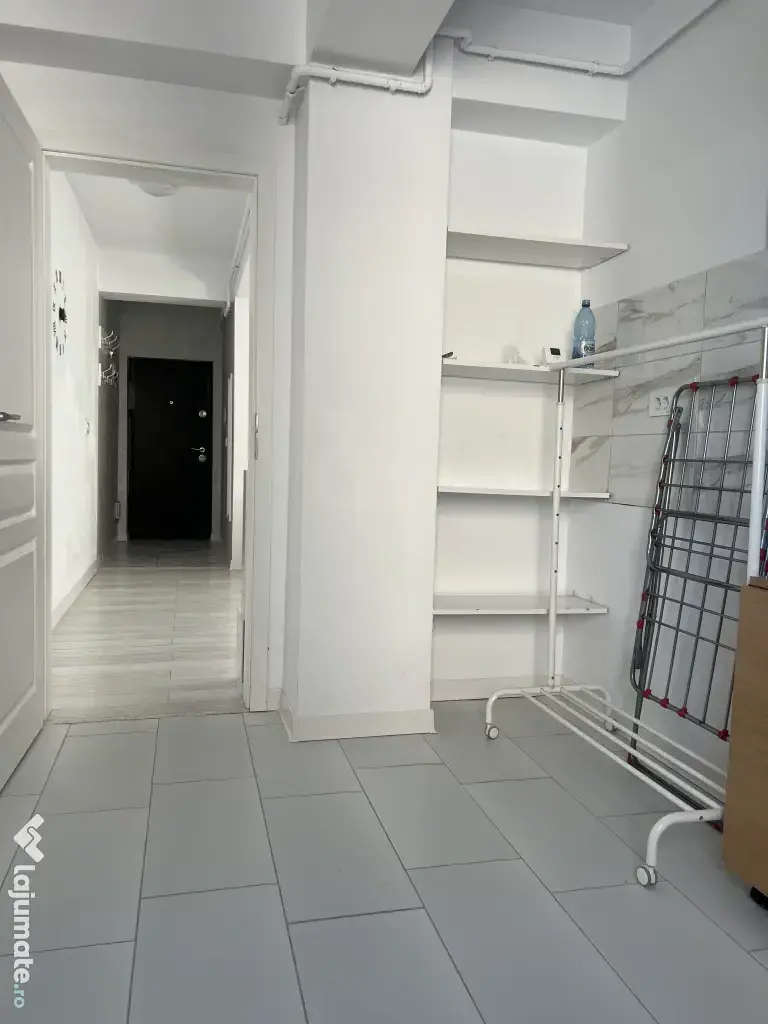Vand apartament 2 camere str. Pepinierii