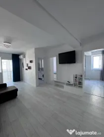 Vand apartament 2 camere str. Pepinierii