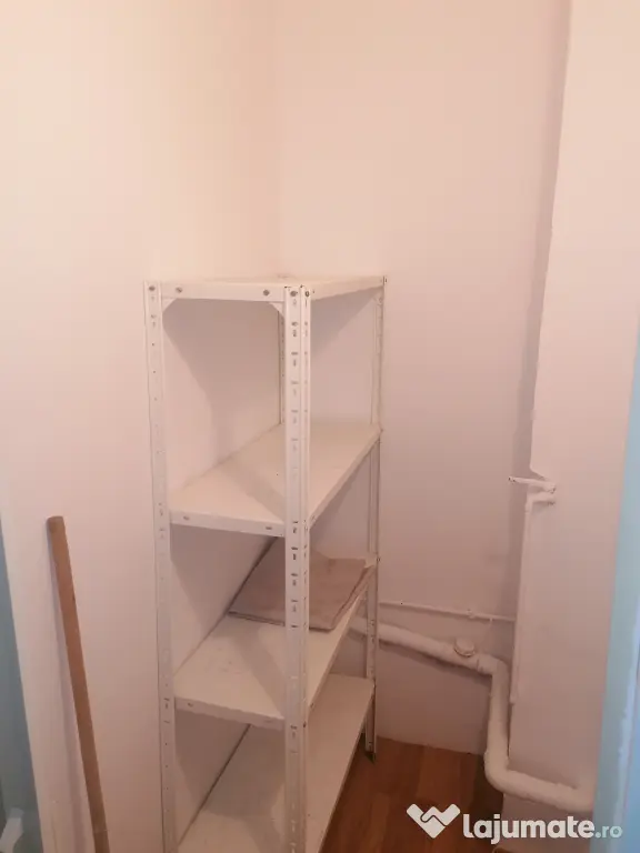 Proprietar Închiriez ap 2 camere decomandate zona Scriitorilor