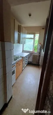 Zona Meda, 2 camere, etaj 1