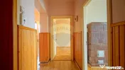 Apartament cu potențial investițional pe Dealul Cetăț... 