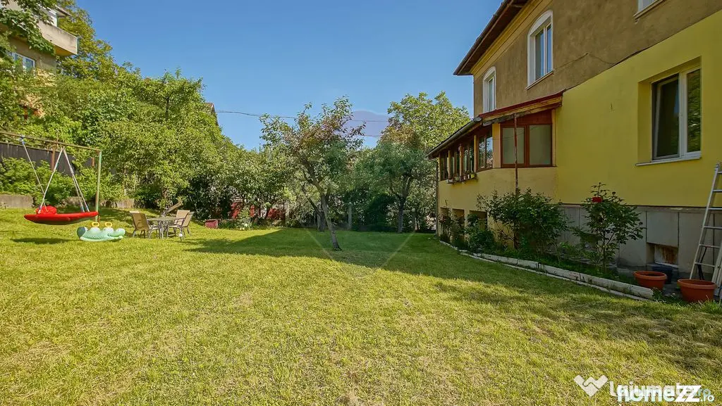 Apartament cu potențial investițional pe Dealul Cetăț...